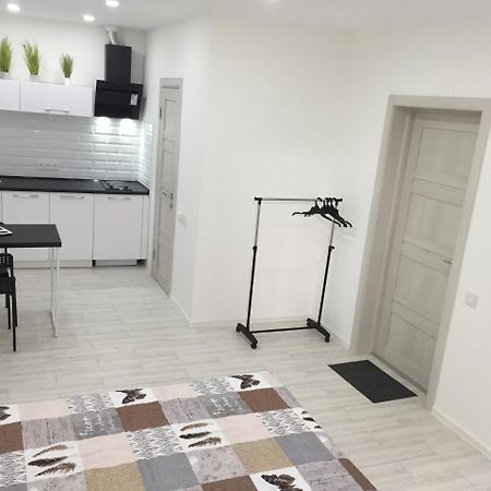 Small Underground Apartment At The Center Jersón Exterior foto