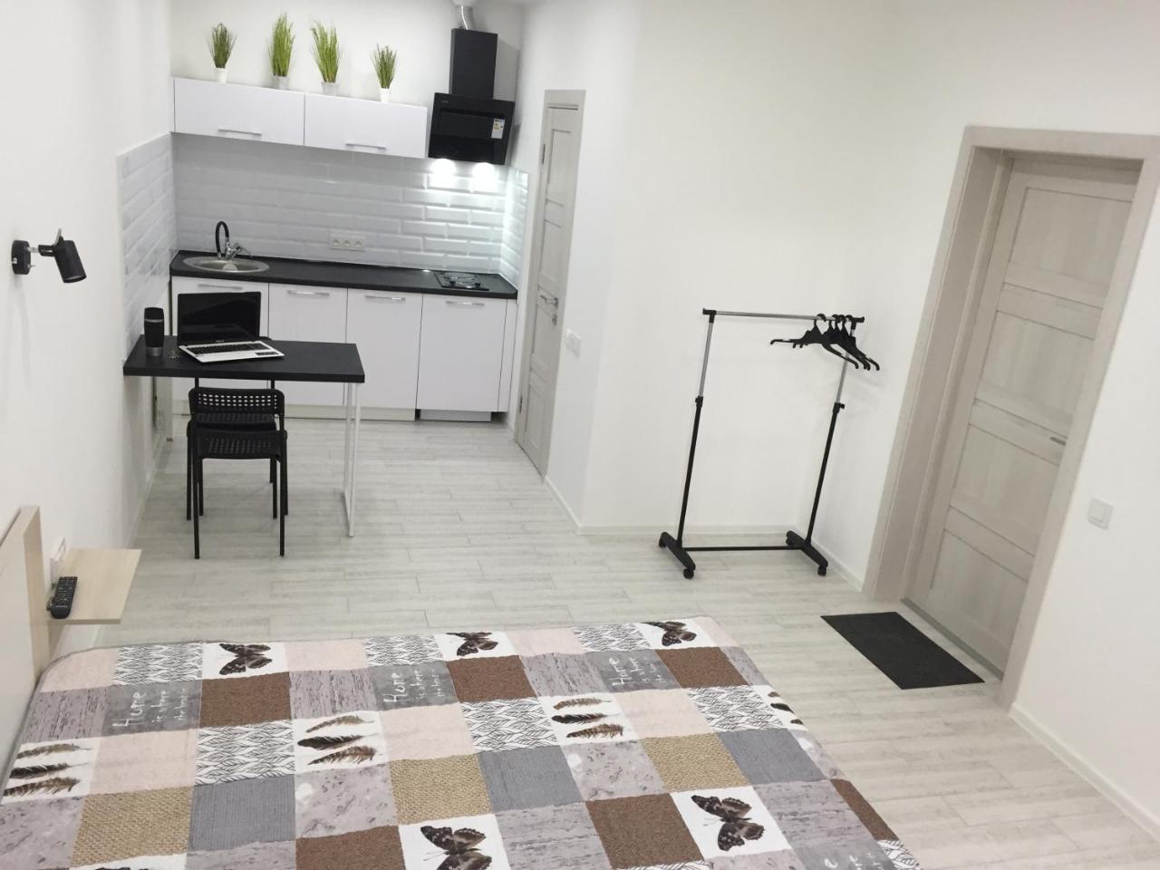 Small Underground Apartment At The Center Jersón Exterior foto
